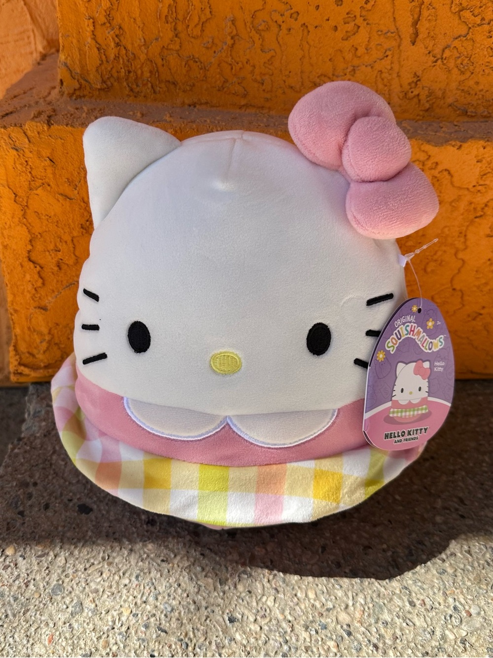 SQUISHMALLOWS Hello Kitty Easter 8in NWT